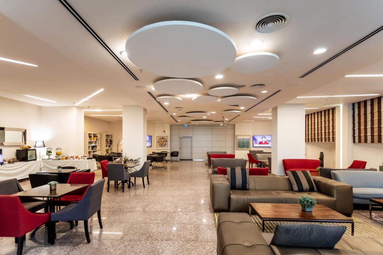 Benjamin Business Hotel Herzelia Exterior foto