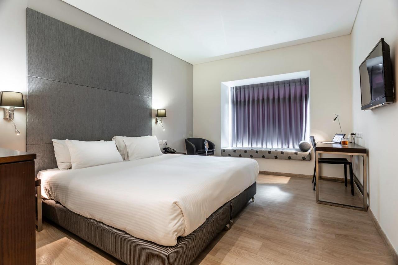 Benjamin Business Hotel Herzelia Exterior foto
