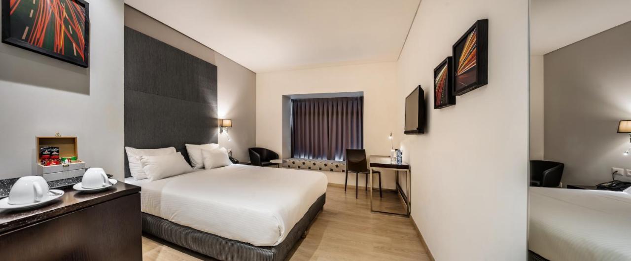Benjamin Business Hotel Herzelia Exterior foto