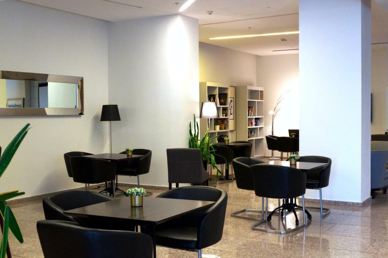 Benjamin Business Hotel Herzelia Exterior foto